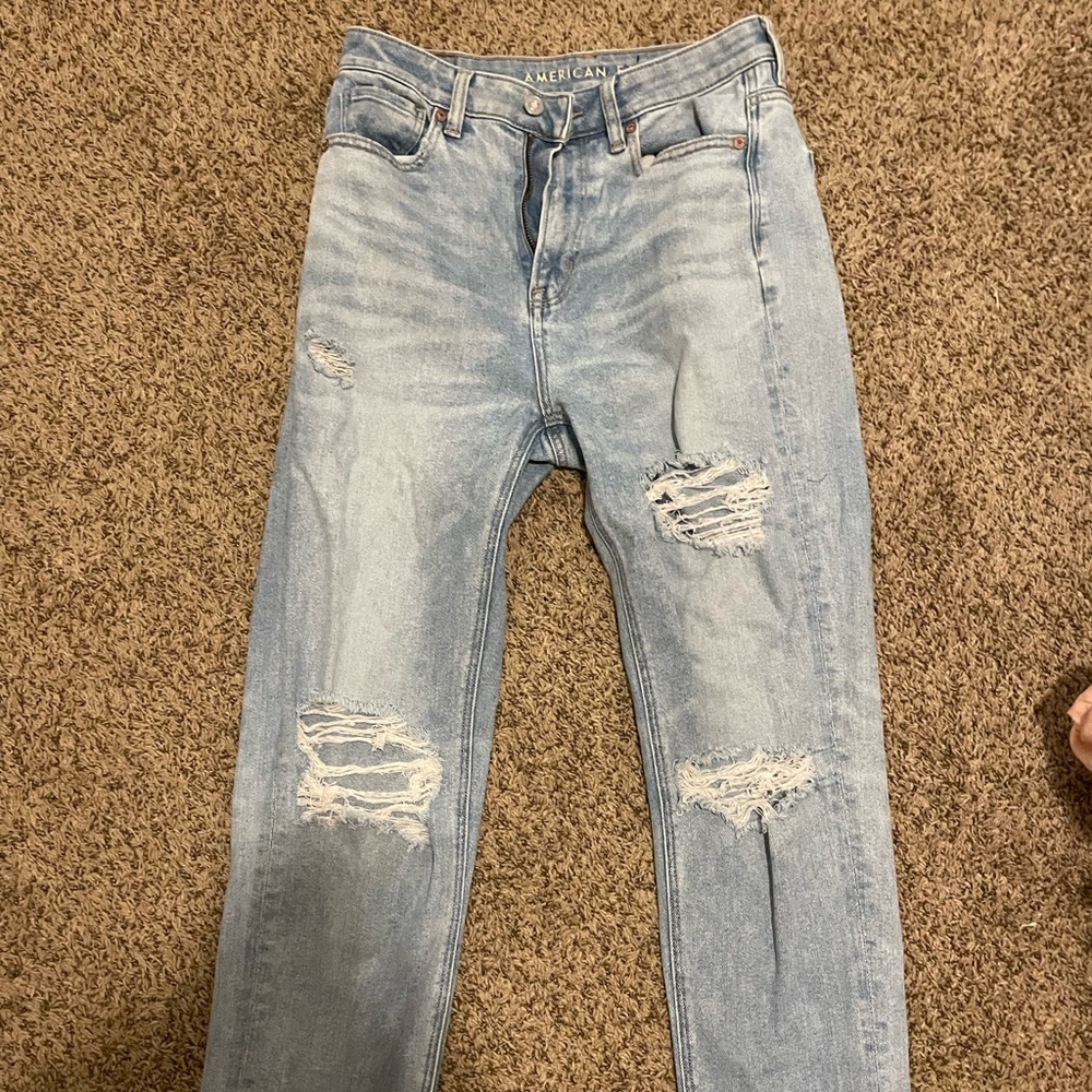 American Eagle mom jeans